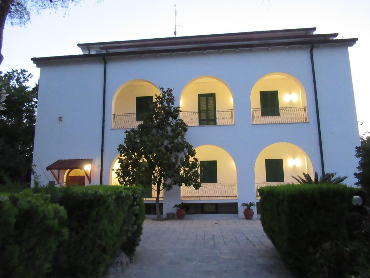 Villa Marta Taranto Eksteriør bilde