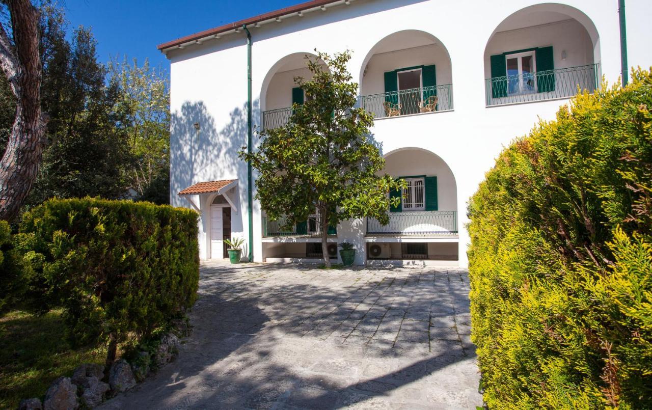 Villa Marta Taranto Eksteriør bilde